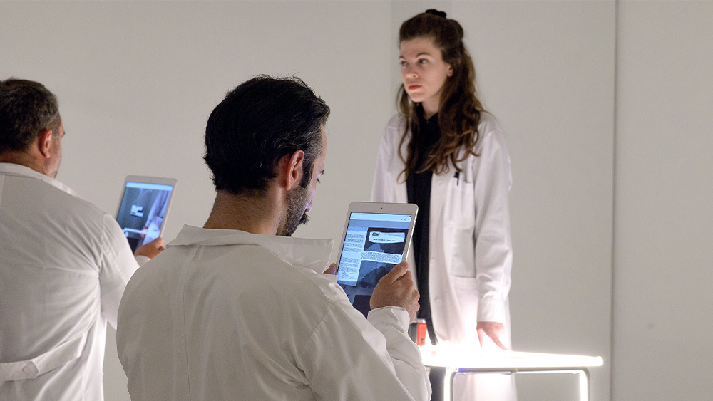 Polyplanity Productions-White Dwarf – ΛΕΥΚΟΣ ΝΑΝΟΣ-1