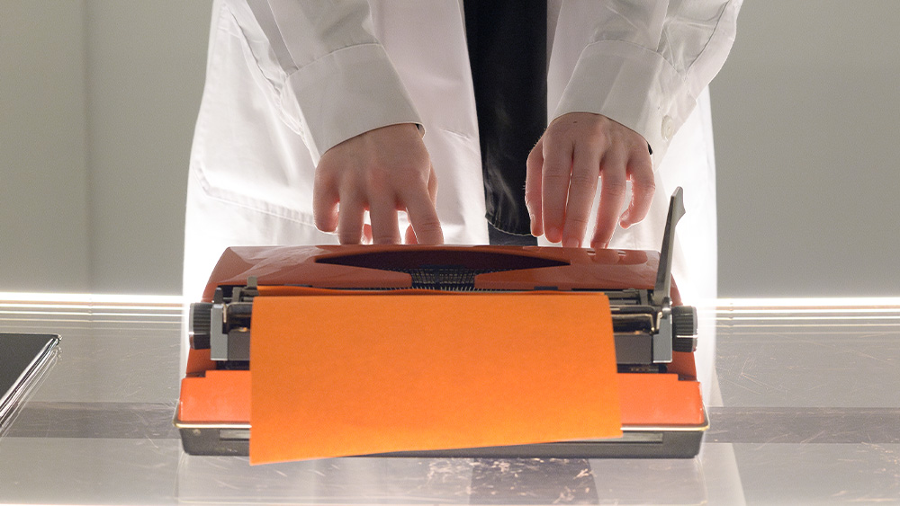 Polyplanity Productions-White Dwarf – ΛΕΥΚΟΣ ΝΑΝΟΣ-10